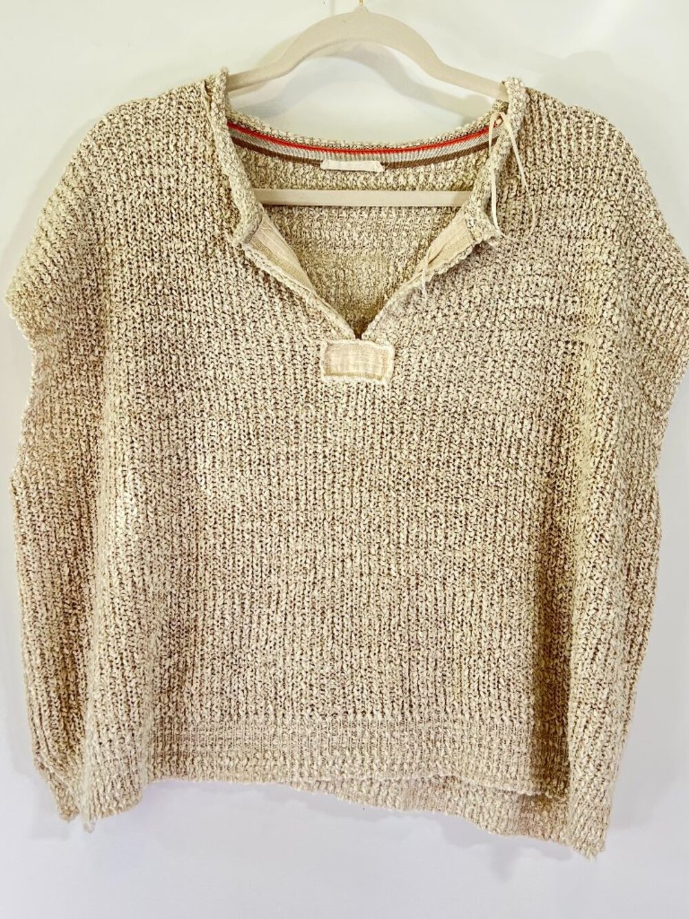 ILLA ILLA Slouchy Cropped Oatmeal Sleeveless Sweater Size Medium Boho Luxe Fall